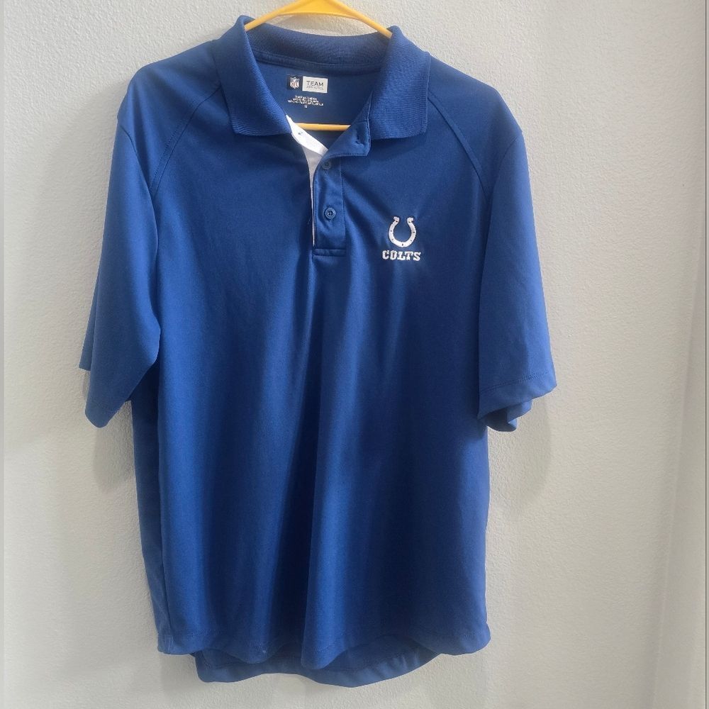 NFL Apparel Colts football short sleeved polo with logo men's size medium